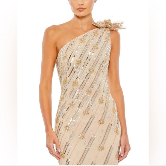 MAC DUGGAL Nude Embellished Floral Detail One Shoulder Gown Size 12 NWT - Picture 4 of 15